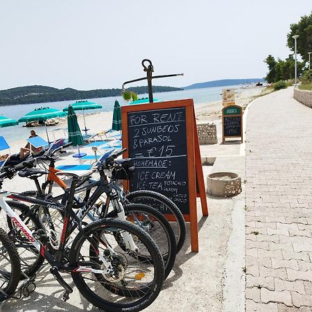 Domenico - 50 M From The Sea Apartment Seget Donji Exterior photo
